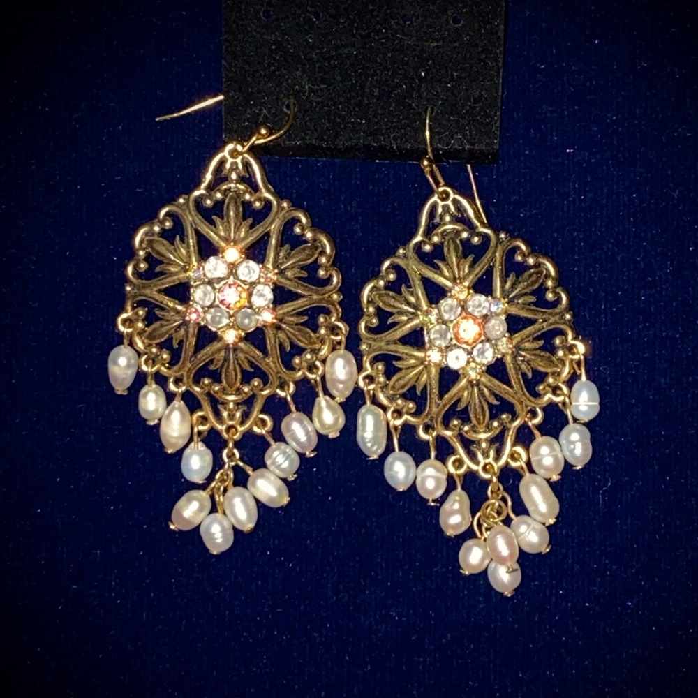 Vintage Cultured Pearl Signed AVON SP Pearl Rhinestone Chandelier Earrings